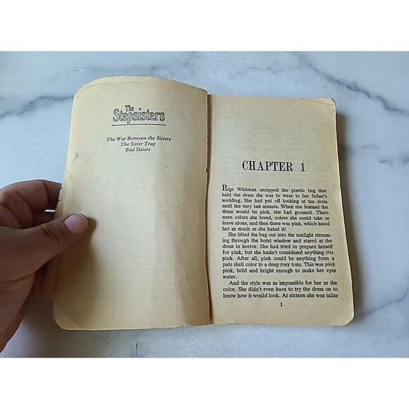 The Stepsisters #1 The War Between Sisters By Tina Oaks Paperback - Picture 4 of 10